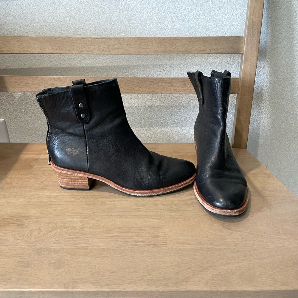 Kork-Ease black boots